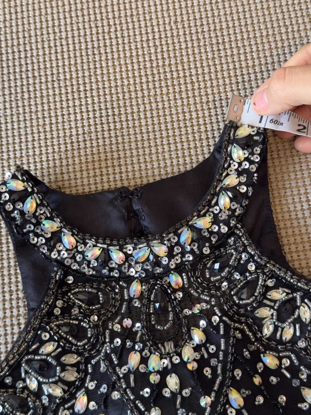 CINDERELLA COUTURE halter illusion neck sleeveless sparkling formal party size 4